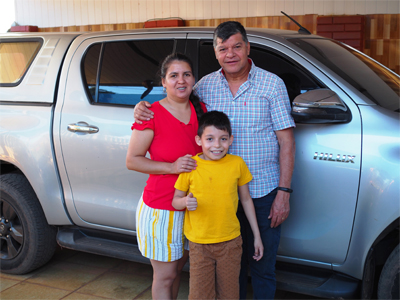Paraguay: Felipe and family with his new ministry truck